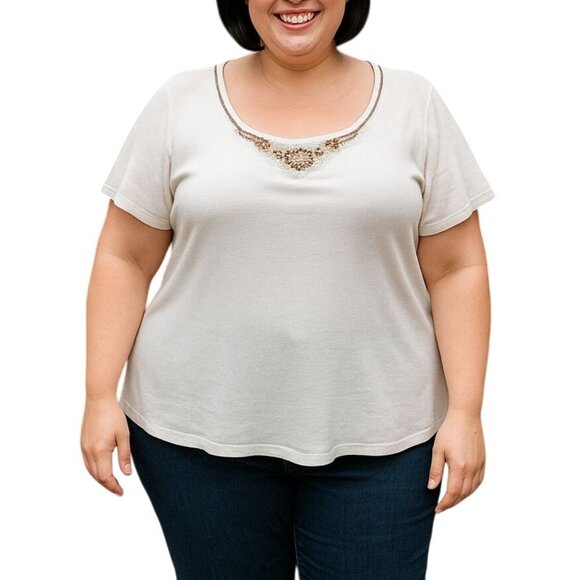 Uniform Woman Cream Short Sleeve Top Size 2X Beaded Embellished Scoop Neckline - Picture 1 of 8